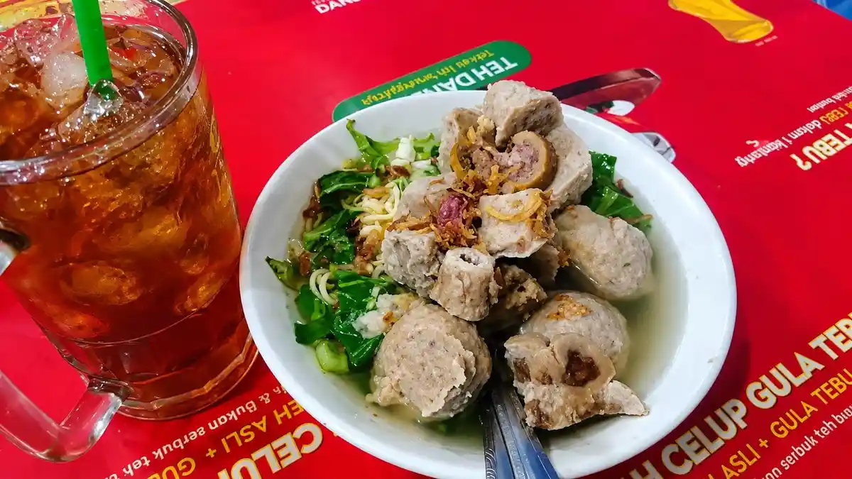 Bah Ndut Angkringan: Authentic Flavors at Cilacap's Heart